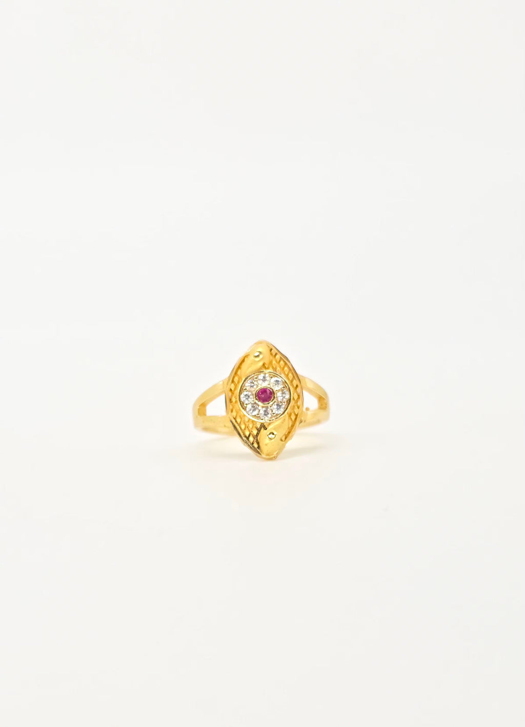 Royal Shield Sparkle Ring
