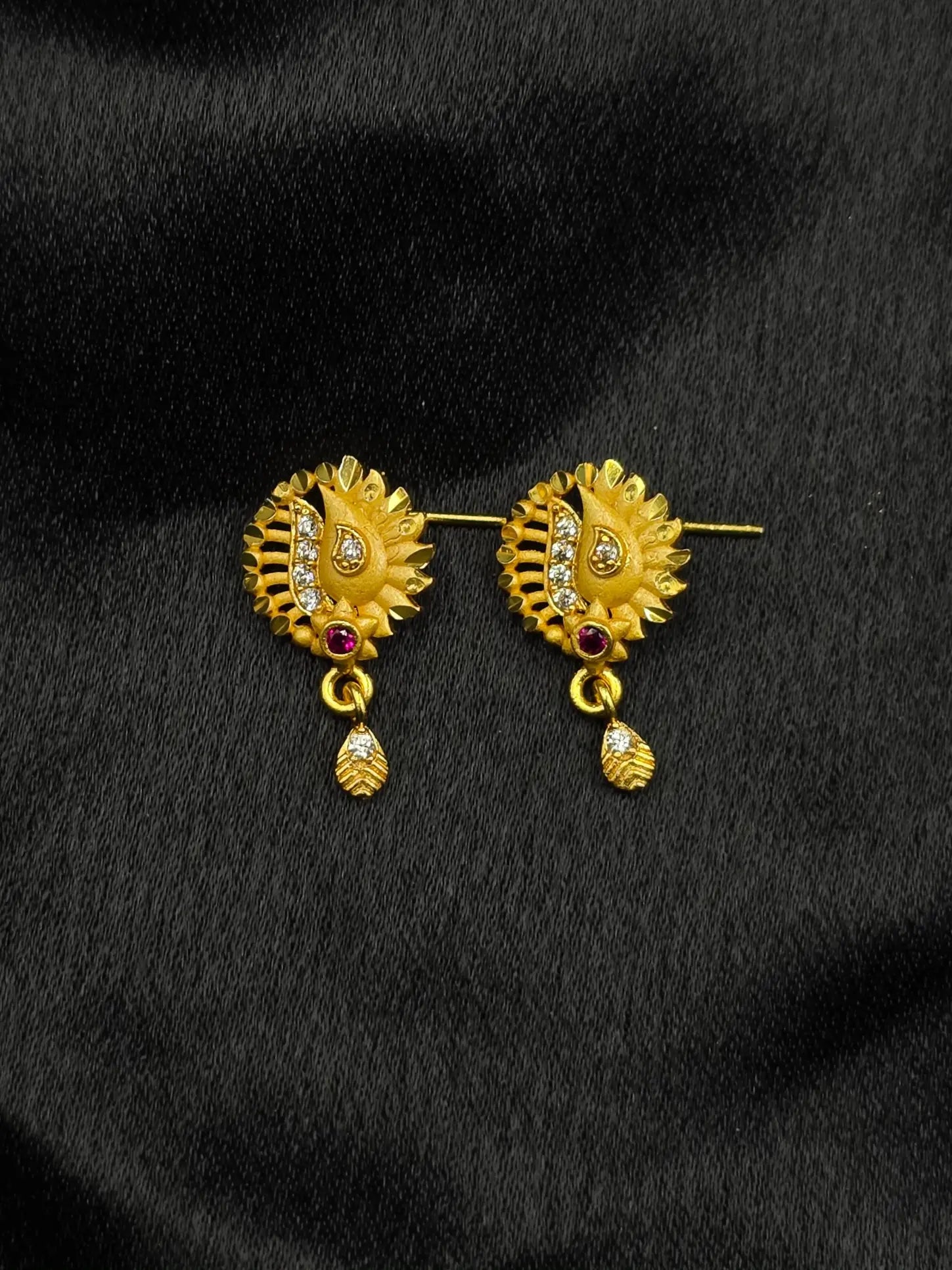 Palm Leaf 1 Gram Gold Plated Pendant Set | Visto Jewellery