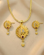 Palm Leaf 1 Gram Gold Plated Pendant Set | Visto Jewellery