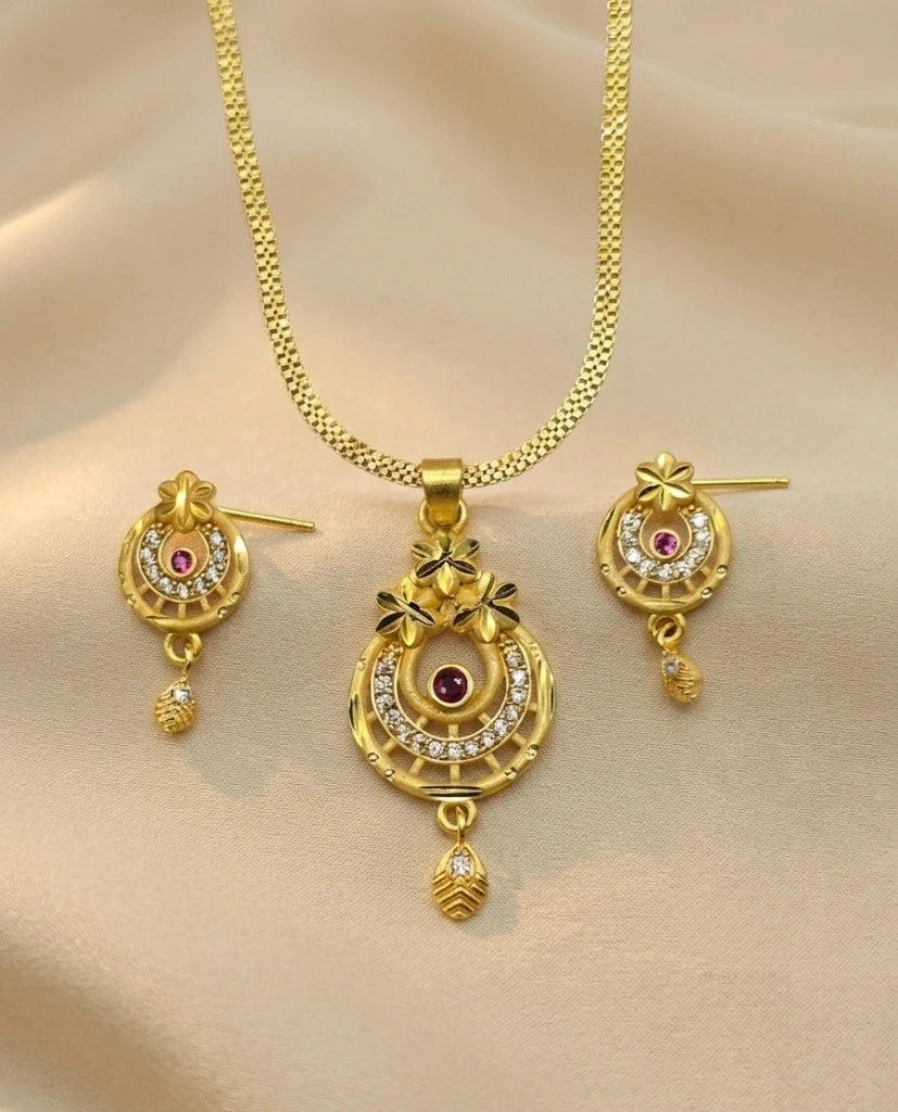 Circle Frame 1 Gram Gold Plated Pendant Set | Visto Jewellery