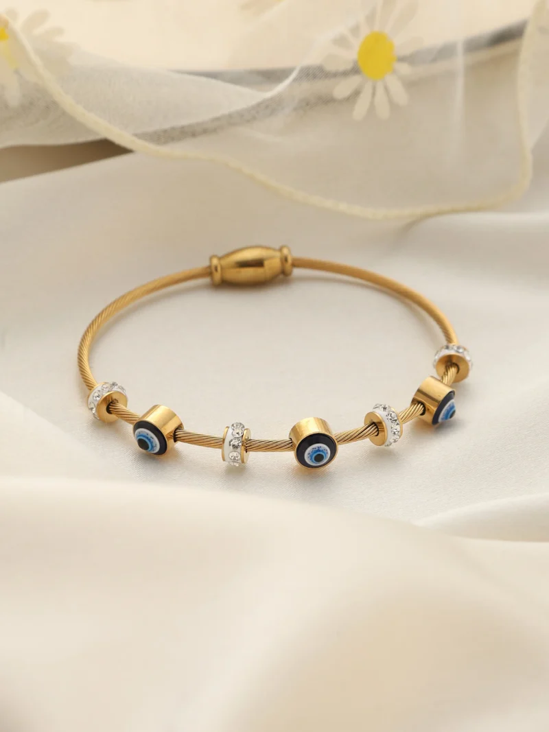 Premium daily wear Evil Eye Bracelet - Image 2