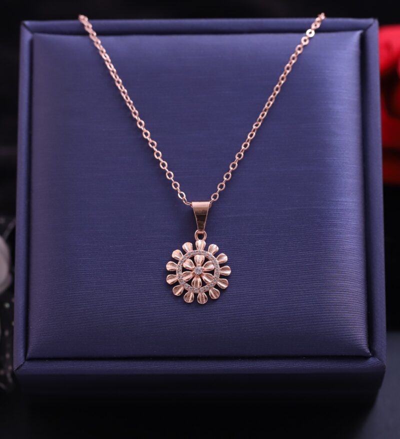 Premium daily wear sunray glow chain pendant